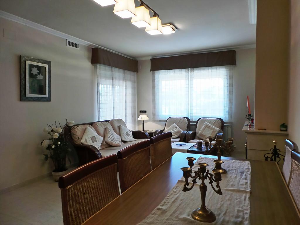 Casa Neus Bara Ii * Roda de Bará